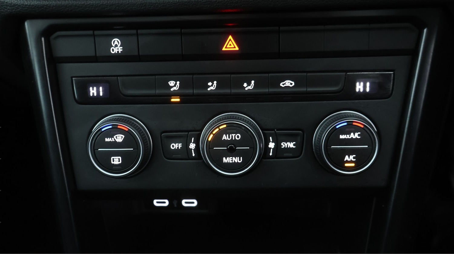 Used Volkswagen T-Roc 2021 for sale - 77312433: Photo 11