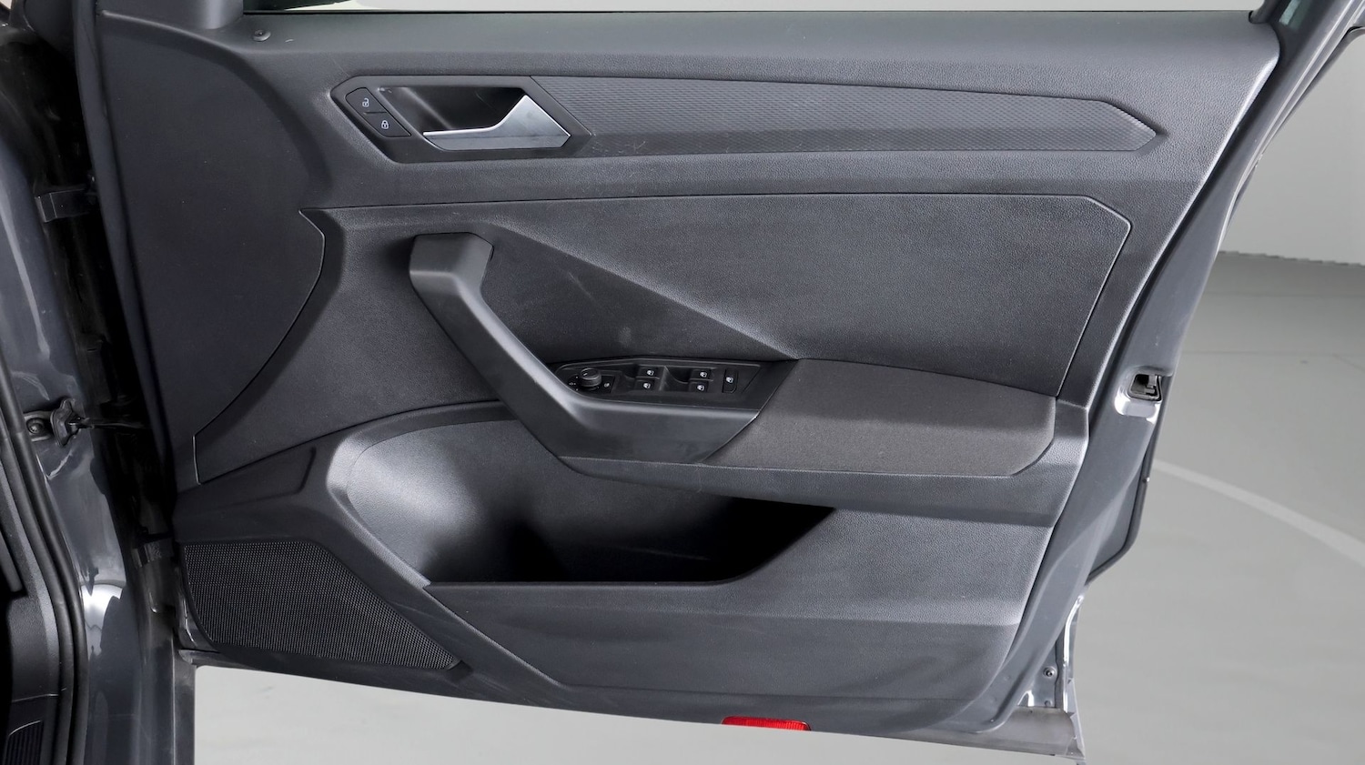 Used Volkswagen T-Roc 2021 for sale - 77312433: Photo 14