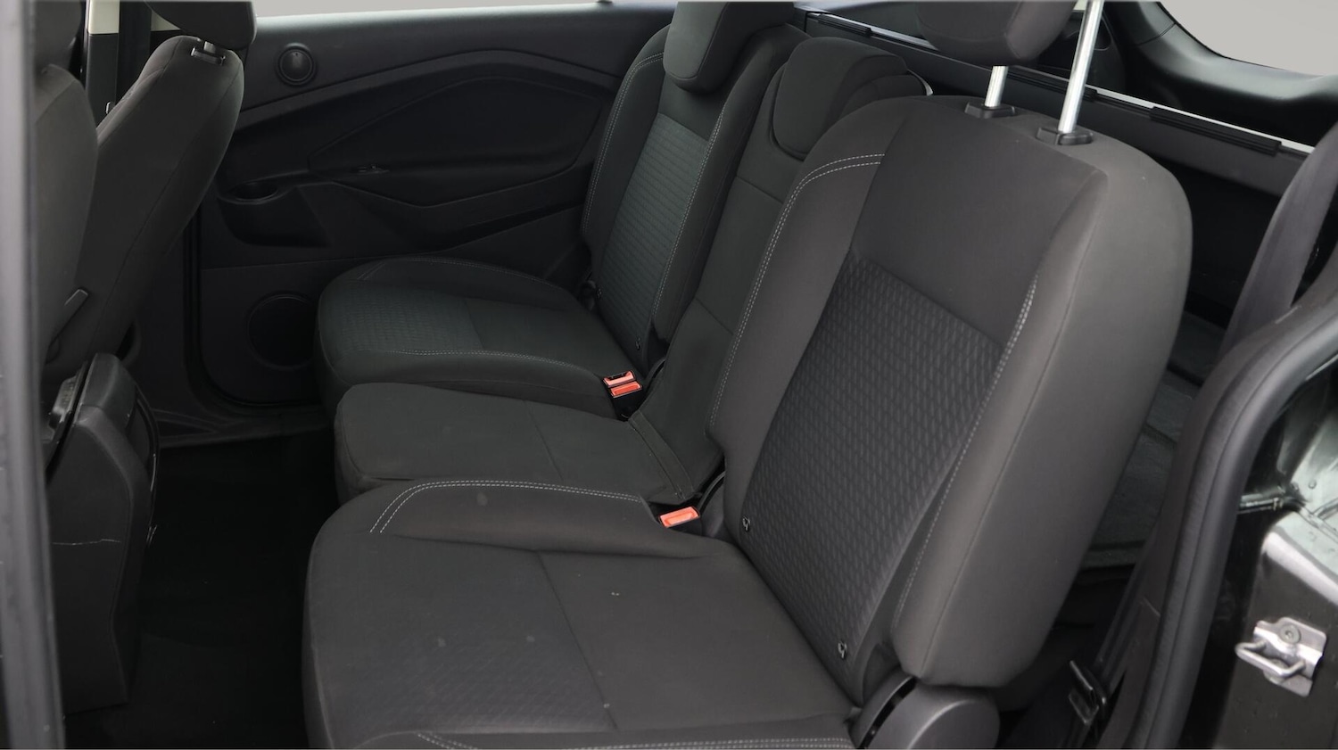 Used Ford Grand C-Max 2017 for sale - 76659097: Photo 17