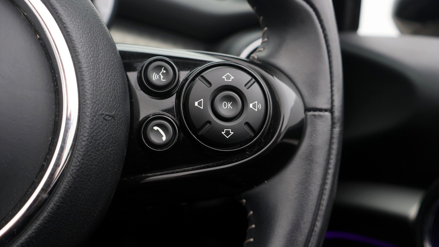 Used MINI Convertible 2019 for sale - 77797097: Photo 25