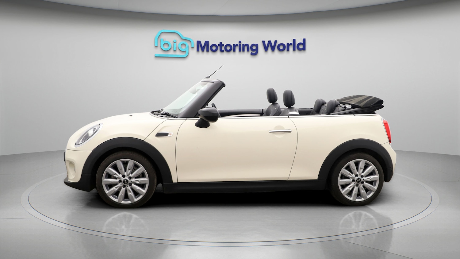 Used MINI Convertible 2019 for sale - 77797097: Photo 4