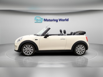 Used MINI Convertible 2019 for sale - 77797097: Photo