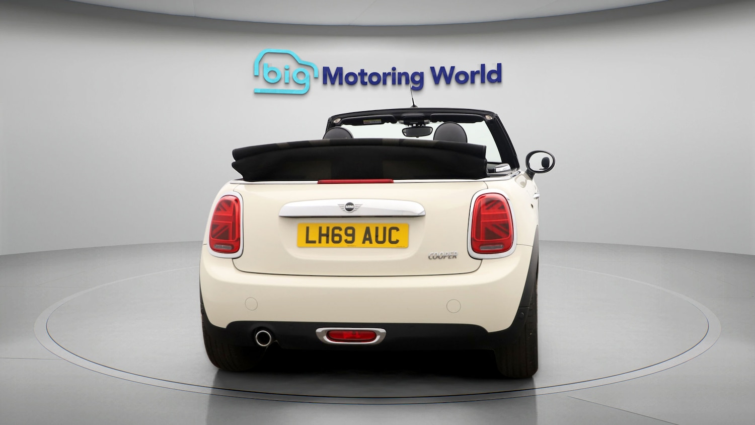 Used MINI Convertible 2019 for sale - 77797097: Photo 6