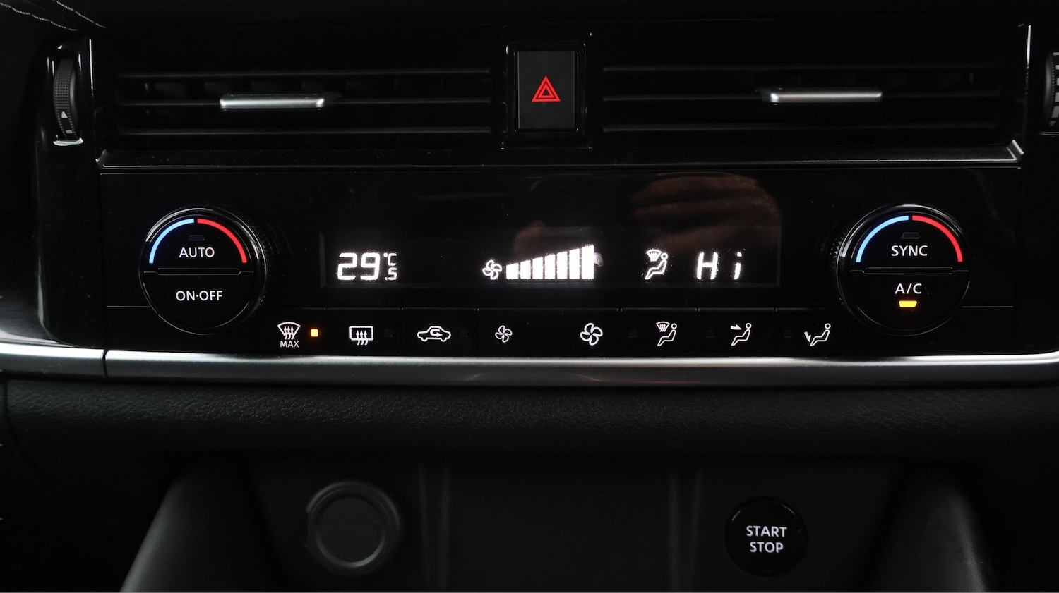 Used Nissan Qashqai 2023 for sale - 77357025: Photo 11