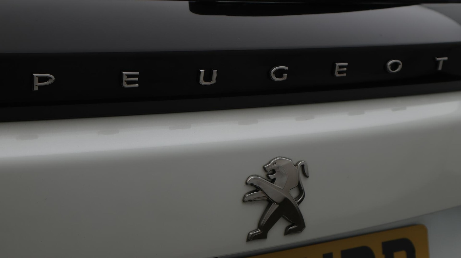 Used Peugeot E-2008 2023 for sale - 76072364: Photo 24