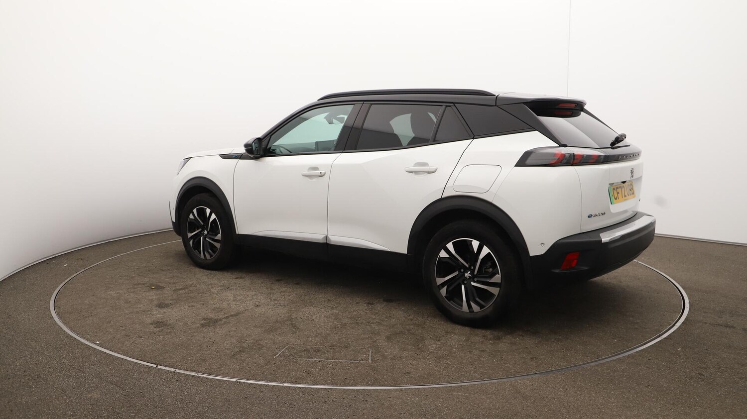 Used Peugeot E-2008 2023 for sale - 76072364: Photo 39
