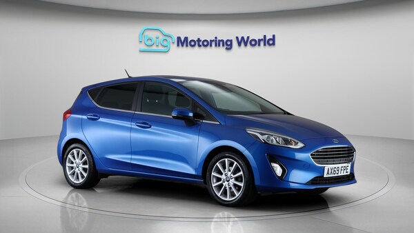 Used Ford Fiesta 2020 for sale - 76318219: Photo 2