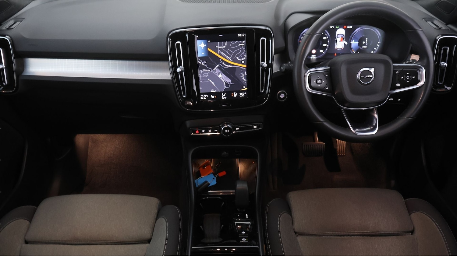 Used Volvo XC40 2023 for sale - 78141113: Photo 13