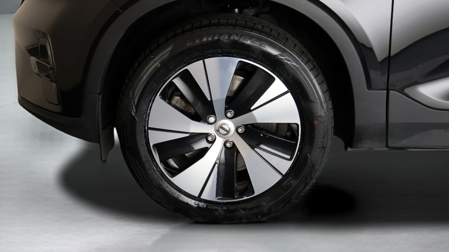 Used Volvo XC40 2023 for sale - 78141113: Photo 18