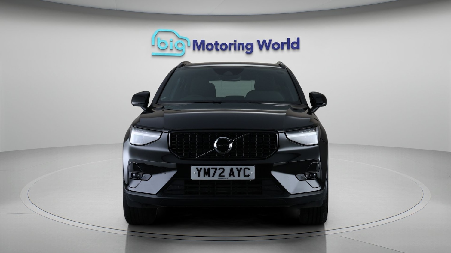 Used Volvo XC40 2023 for sale - 78141113: Photo 2