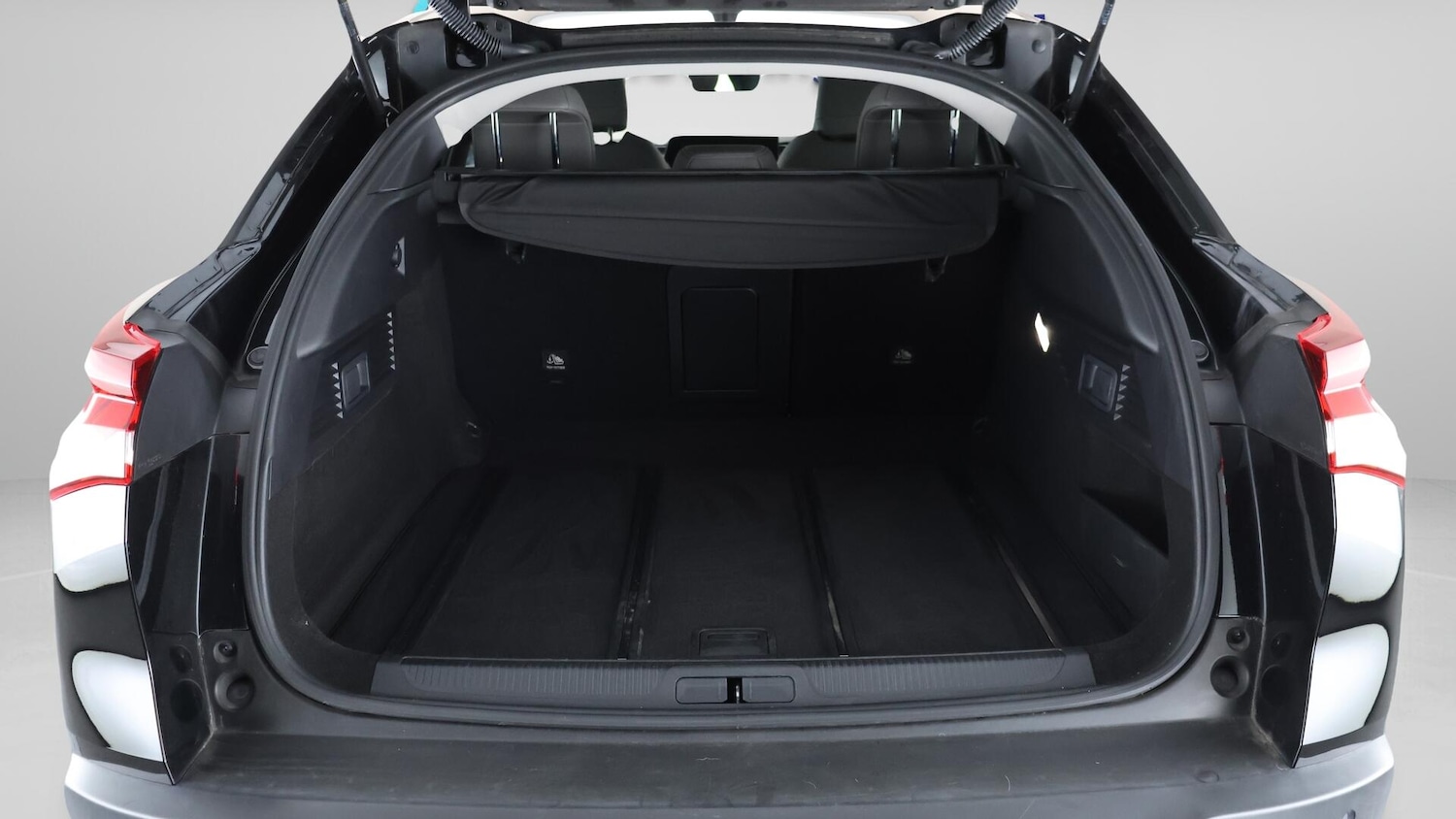 Used Citroen C5 X 2022 for sale - 76136769: Photo 23