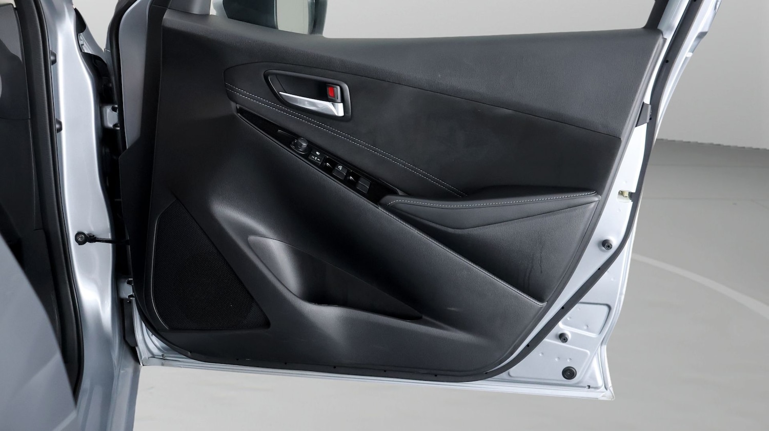 Used Mazda Mazda2 2023 for sale - 77323955: Photo 15