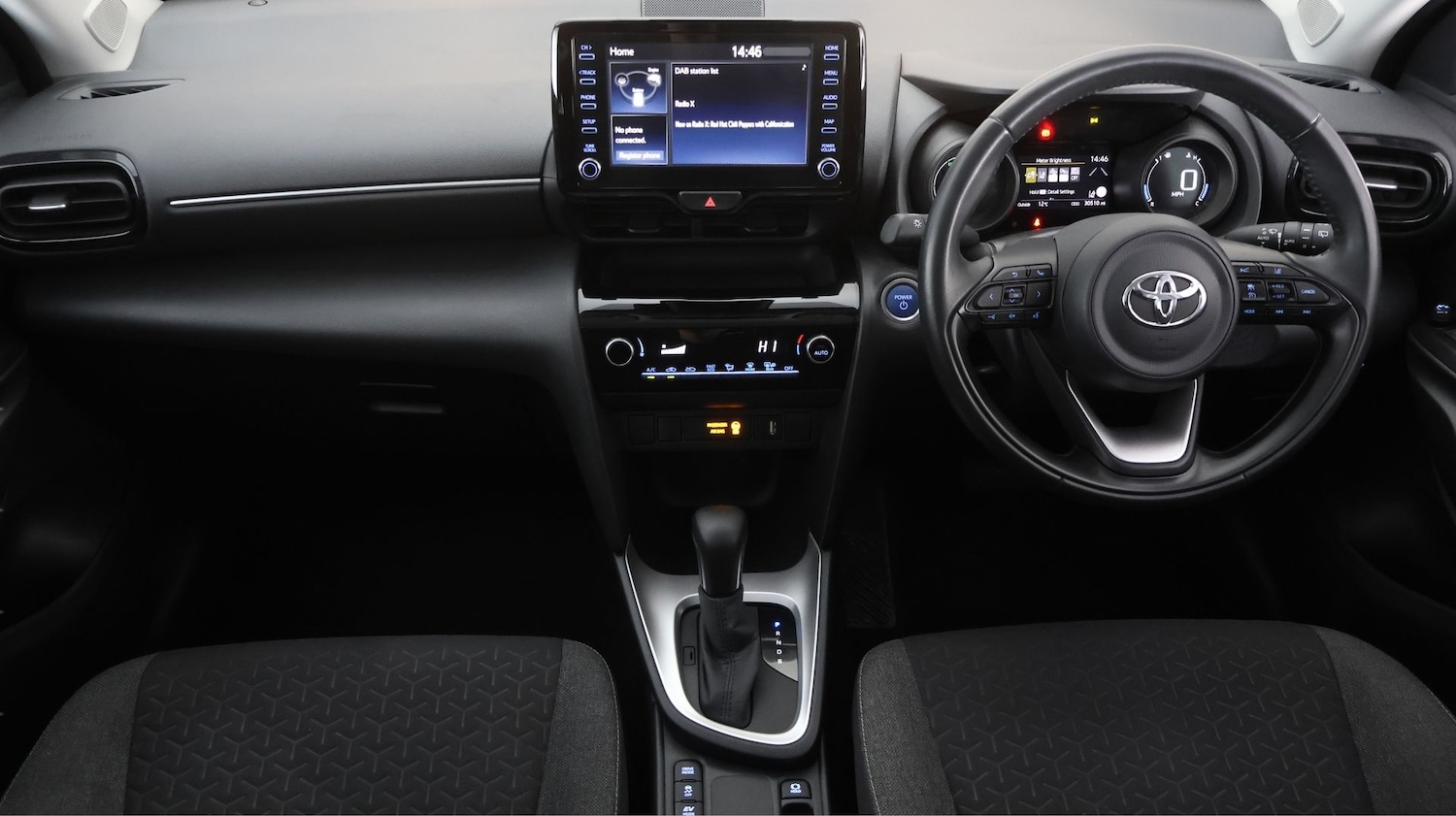 Used Toyota Yaris Cross 2023 for sale - 77643546: Photo 12