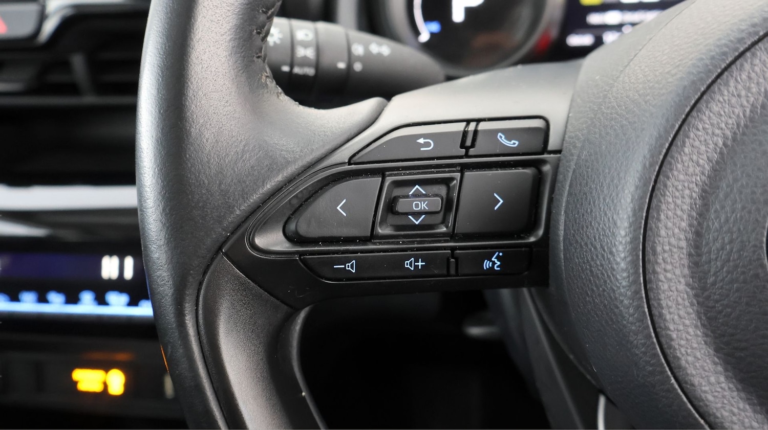 Used Toyota Yaris Cross 2023 for sale - 77643546: Photo 22