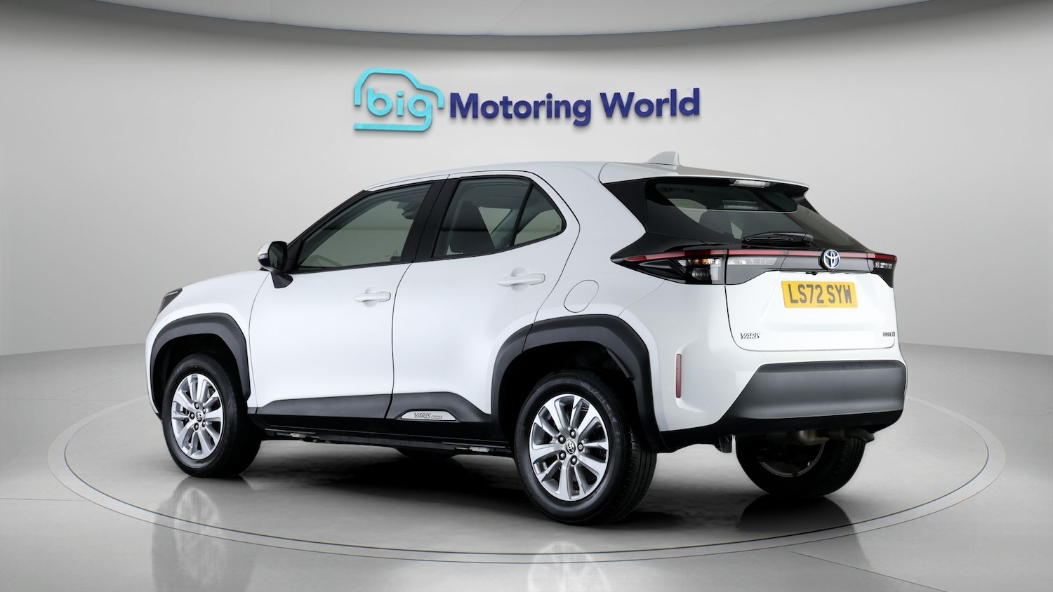 Used Toyota Yaris Cross 2023 for sale - 77643546: Photo 5