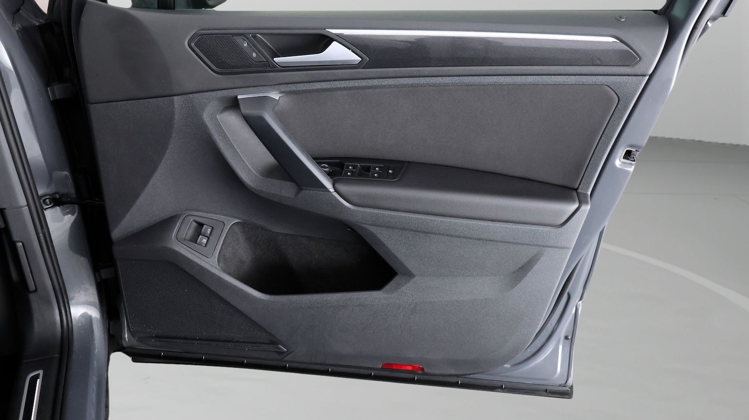 Used Volkswagen Tiguan 2023 for sale - 77417089: Photo 15