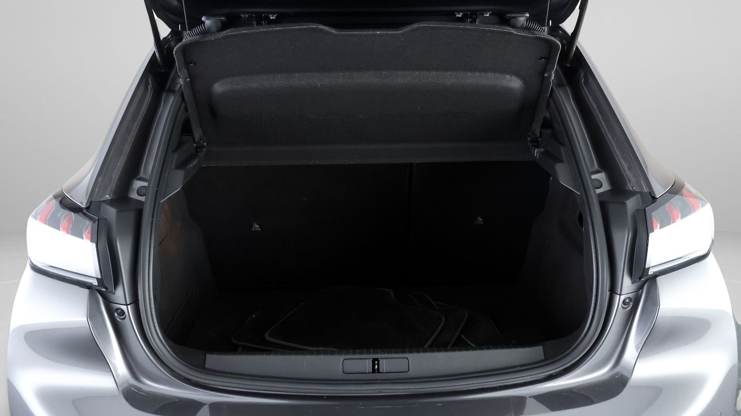 Used Peugeot 208 2021 for sale - 77610255: Photo 16