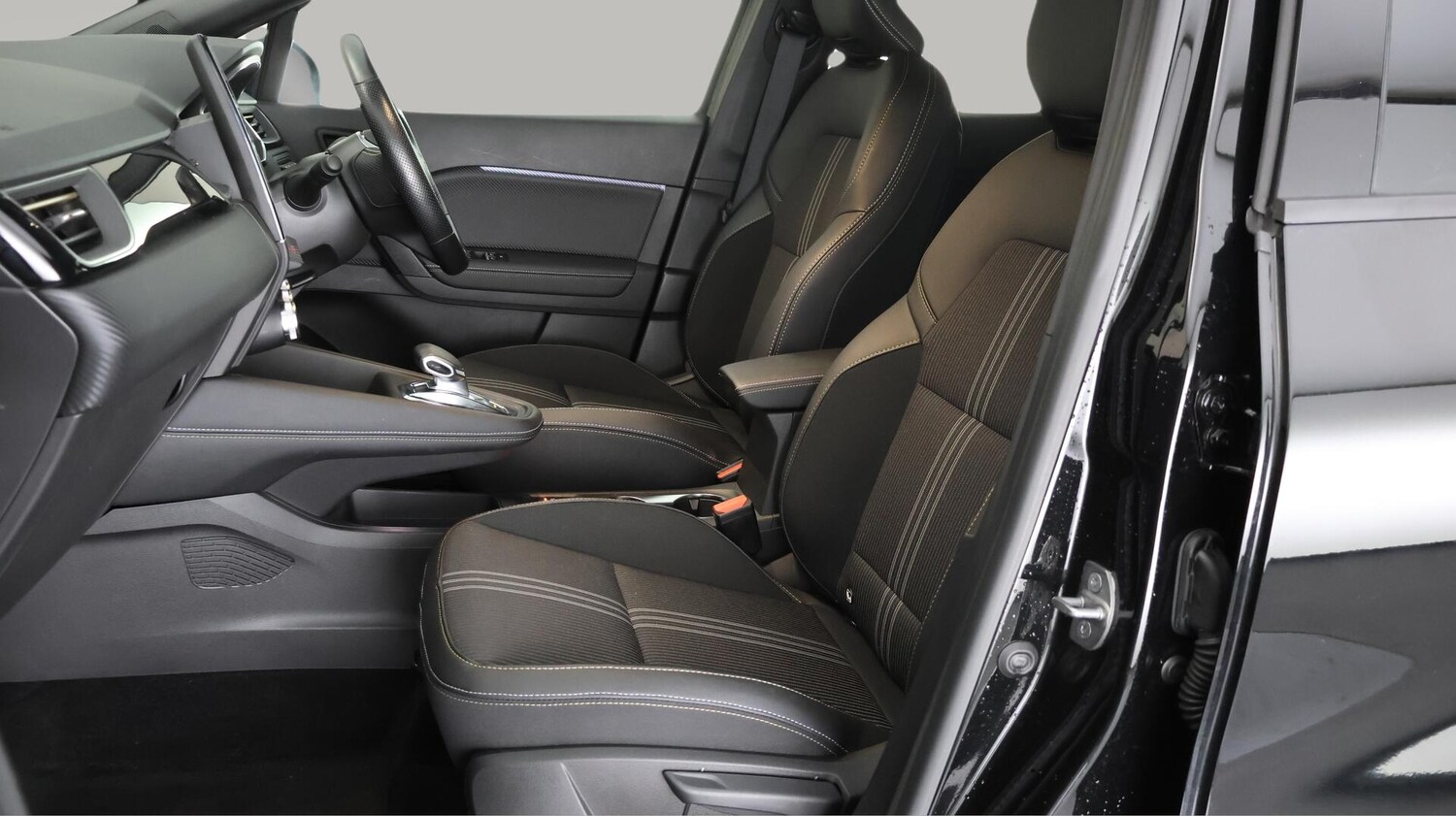 Used Renault Captur 2023 for sale - 76424713: Photo 15