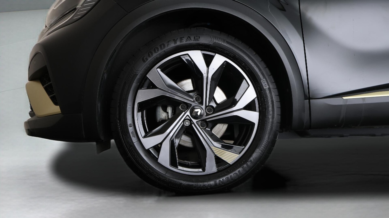 Used Renault Captur 2023 for sale - 76424713: Photo 19