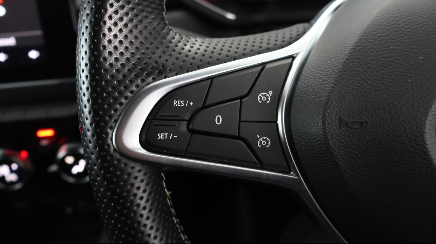 Used Renault Captur 2023 for sale - 76424713: Photo 23