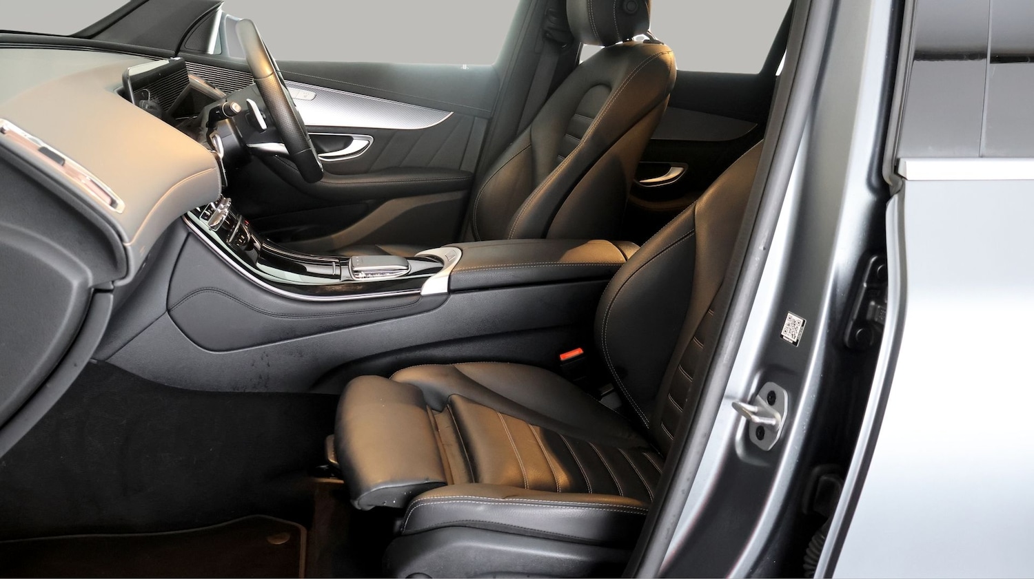 Used Mercedes-Benz EQC 2021 for sale - 77532471: Photo 13