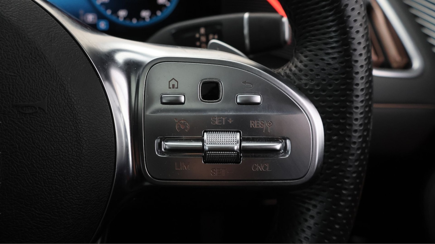 Used Mercedes-Benz EQC 2021 for sale - 77532471: Photo 23