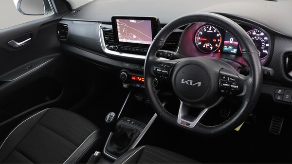 Used Kia Stonic 2022 for sale - 76315263: Photo 10