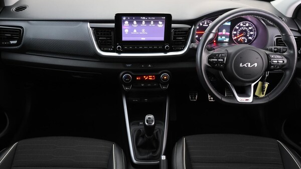 Used Kia Stonic 2022 for sale - 76315263: Photo 13