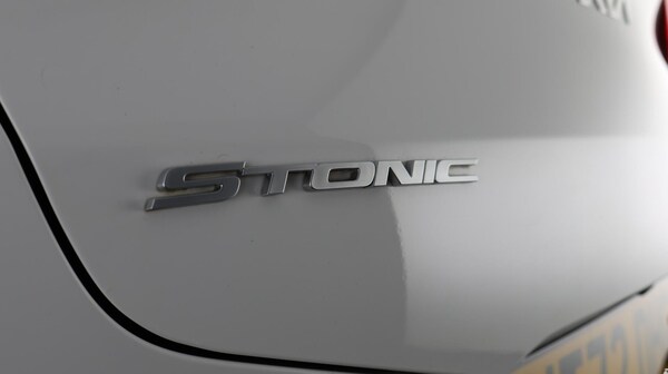 Used Kia Stonic 2022 for sale - 76315263: Photo 21