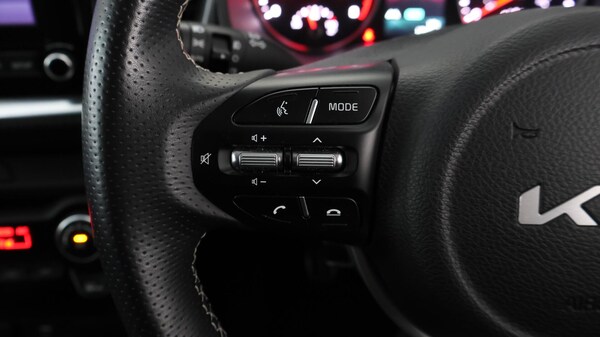 Used Kia Stonic 2022 for sale - 76315263: Photo 22