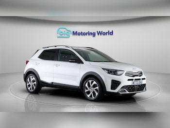 Used Kia Stonic 2022 for sale - 76315263: Photo 2