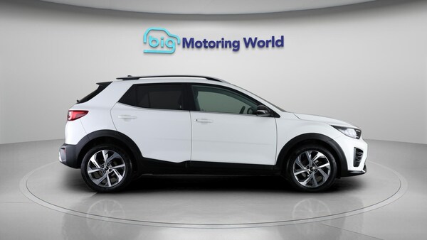 Used Kia Stonic 2022 for sale - 76315263: Photo 9