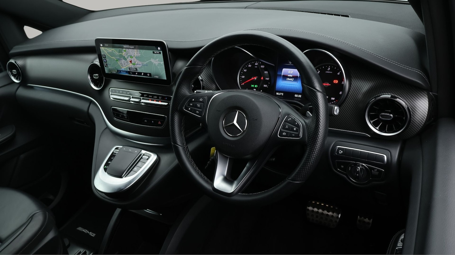 Used Mercedes-Benz V-Class 2023 for sale - 77700850: Photo 9