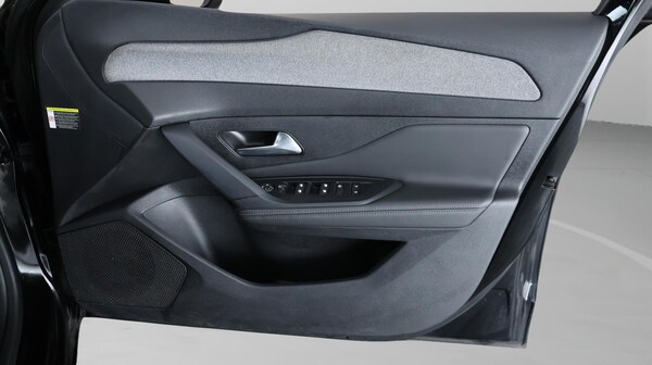 Used Peugeot 308 2023 for sale - 76315150: Photo 15