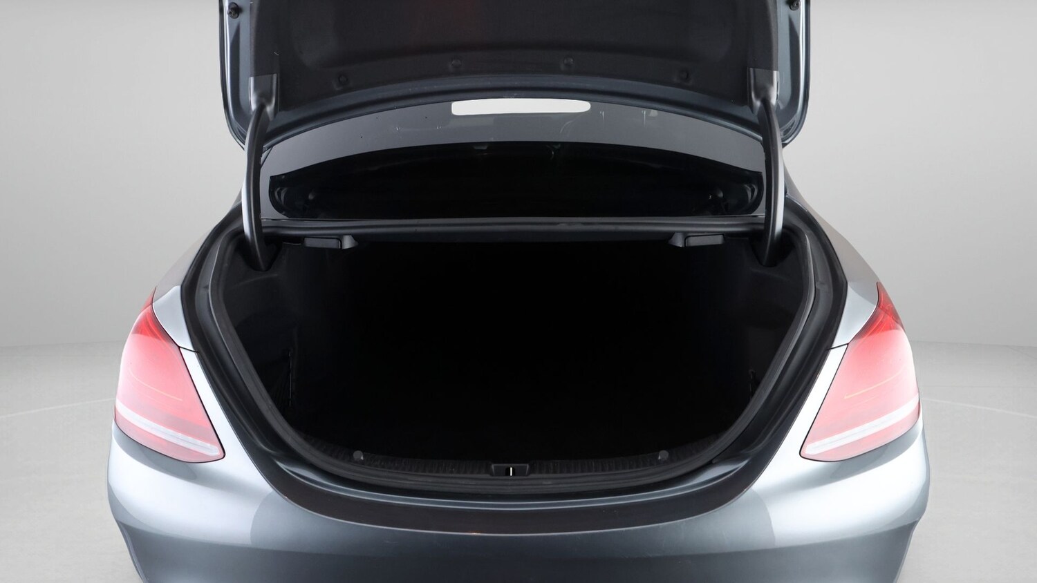 Used Mercedes-Benz C Class 2019 for sale - 78171903: Photo 17