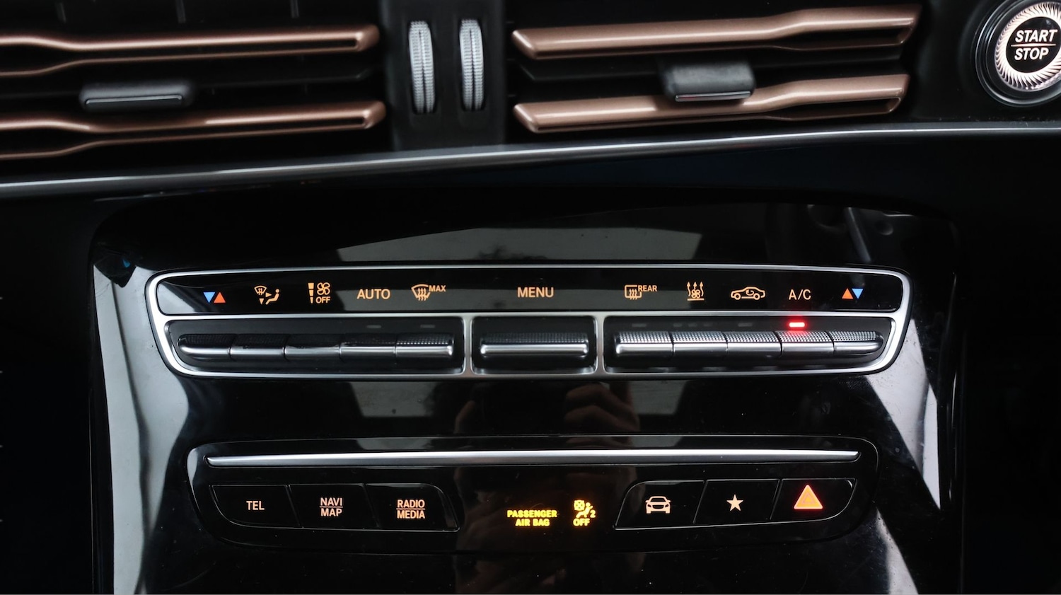 Used Mercedes-Benz EQC 2023 for sale - 77562889: Photo 11