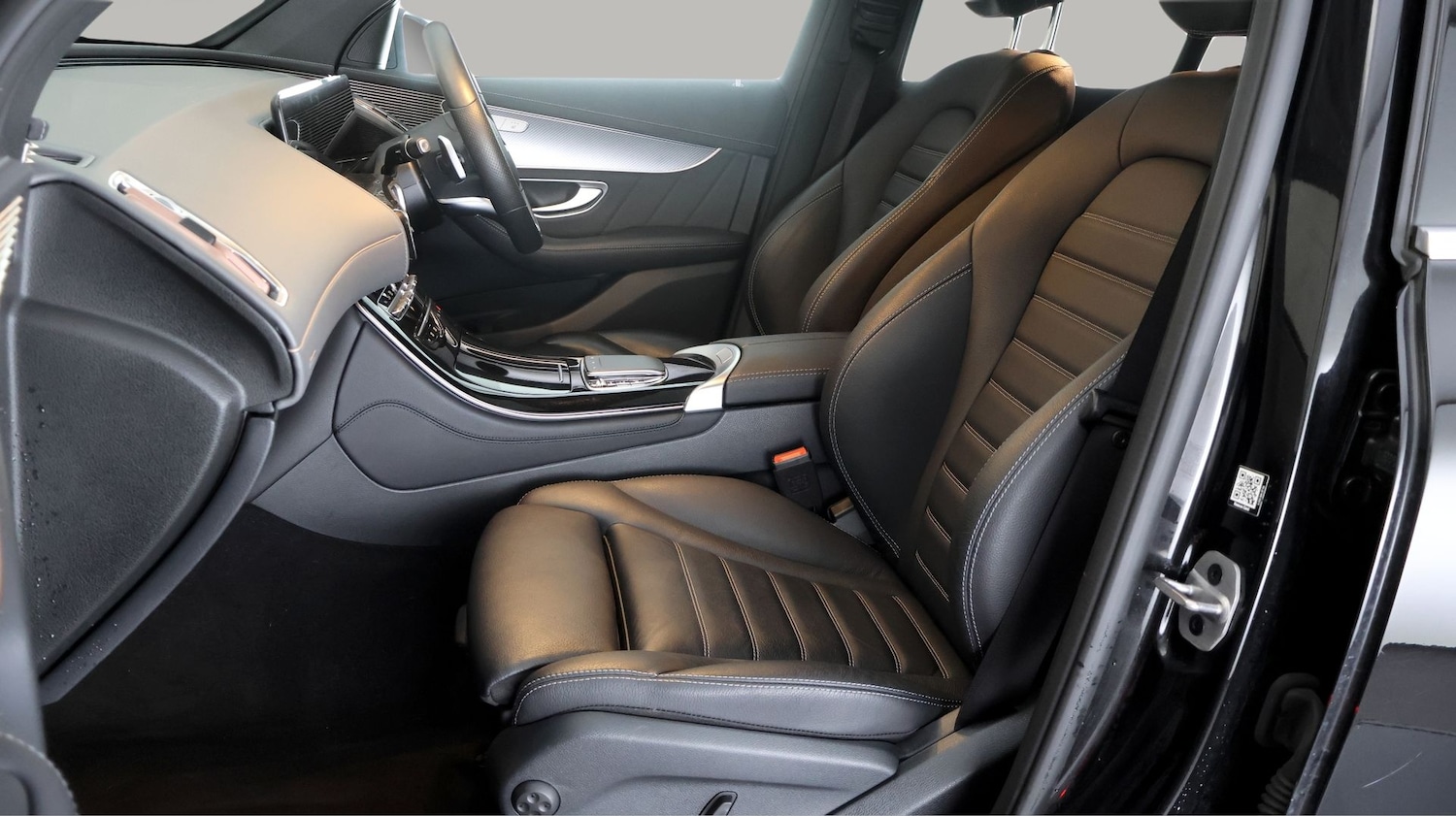 Used Mercedes-Benz EQC 2023 for sale - 77562889: Photo 13