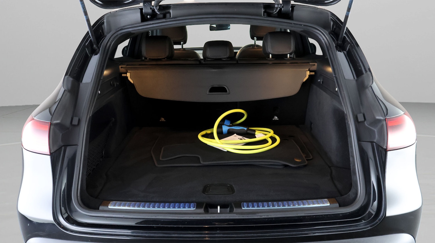 Used Mercedes-Benz EQC 2023 for sale - 77562889: Photo 16