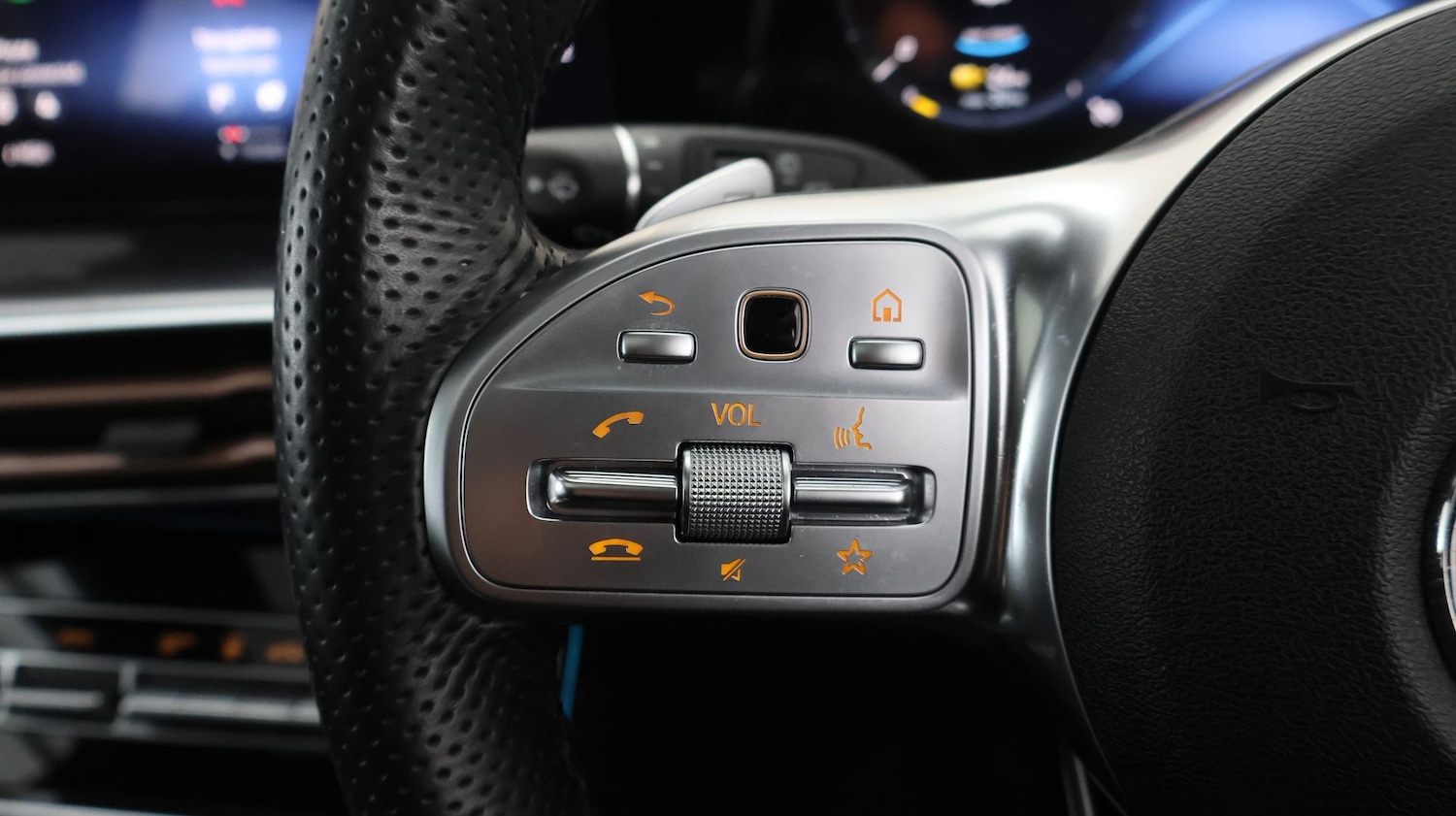 Used Mercedes-Benz EQC 2023 for sale - 77562889: Photo 24