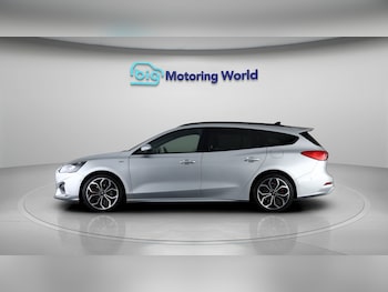 Used Ford Focus 2021 for sale - 78081652: Photo