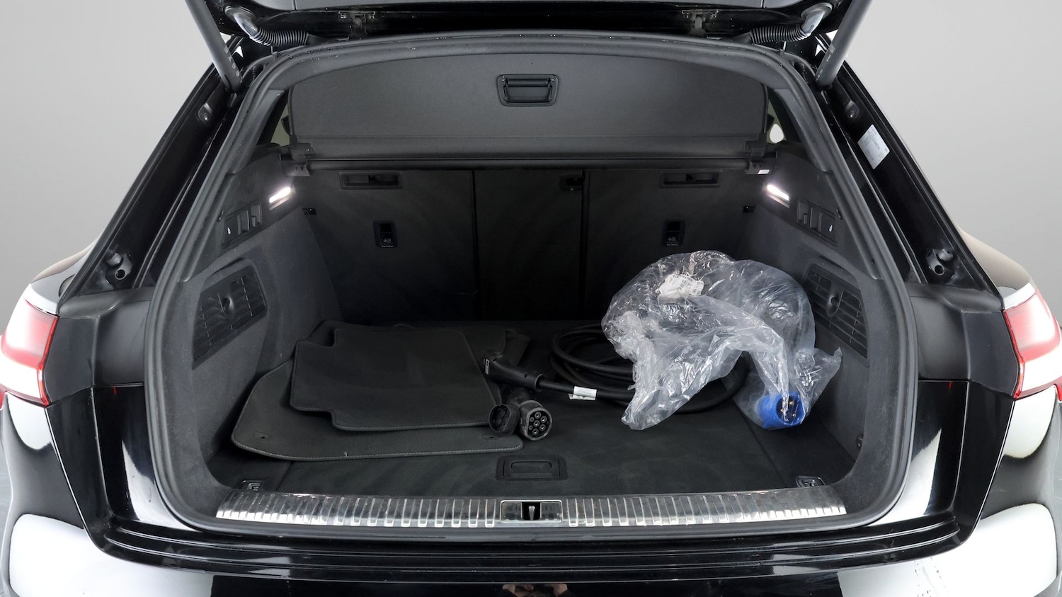 Used Audi e-tron 2022 for sale - 77451299: Photo 17