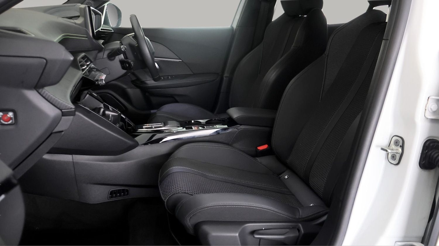 Used Peugeot 2008 2022 for sale - 77707516: Photo 14