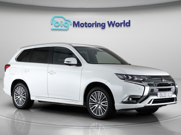 Used Mitsubishi Outlander 2020 for sale - 76179638: Photo 1