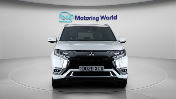 Used Mitsubishi Outlander 2020 for sale - 76179638: Photo 3