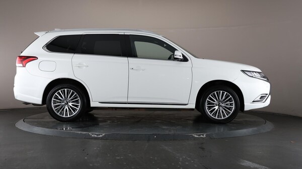 Used Mitsubishi Outlander 2020 for sale - 76179638: Photo 64