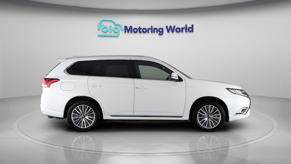 Used Mitsubishi Outlander 2020 for sale - 76179638: Photo 9