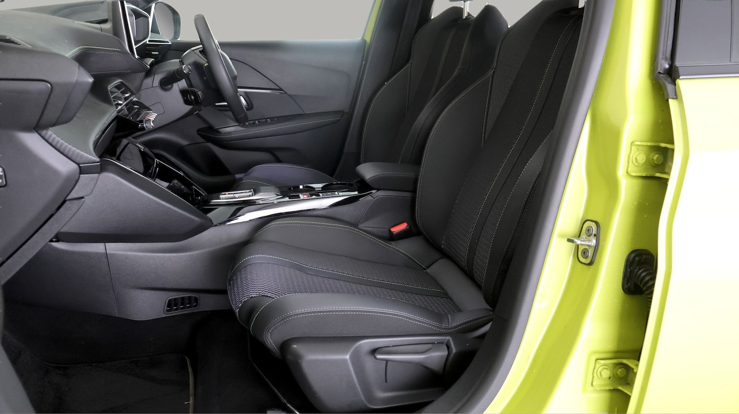 Used Peugeot 208 2024 for sale - 77797295: Photo 13