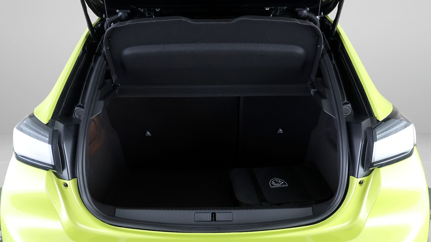 Used Peugeot 208 2024 for sale - 77797295: Photo 16