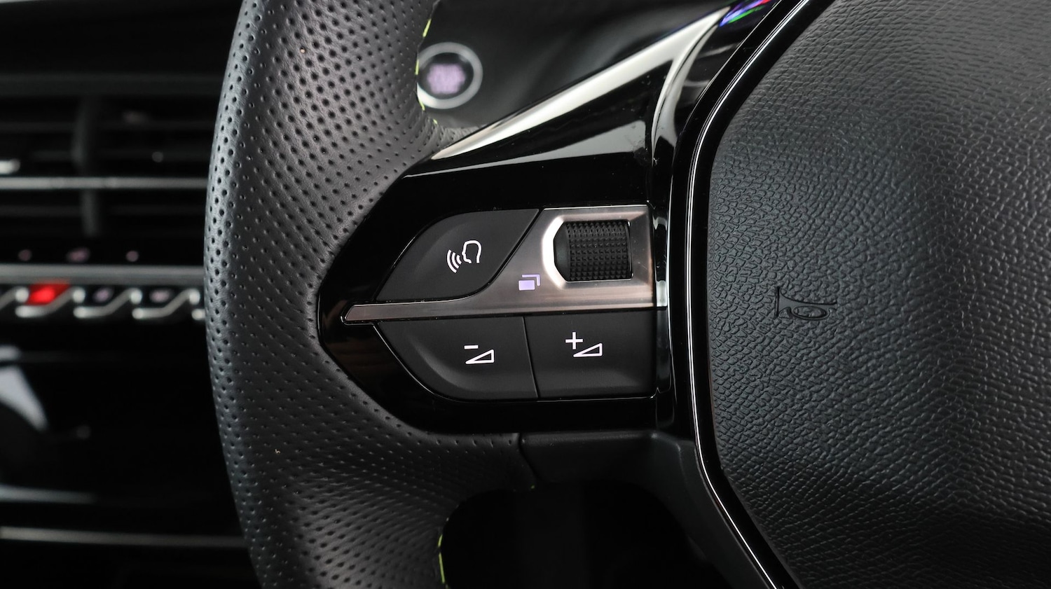 Used Peugeot 208 2024 for sale - 77797295: Photo 21