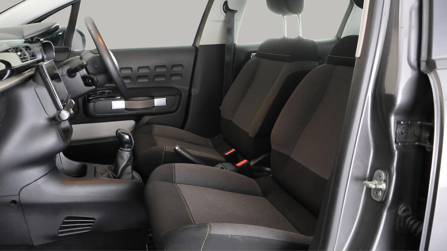 Used Citroen C3 2018 for sale - 76646225: Photo 13